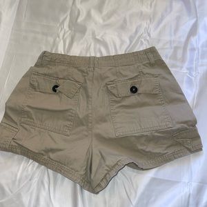 shorts, beige color, size medium